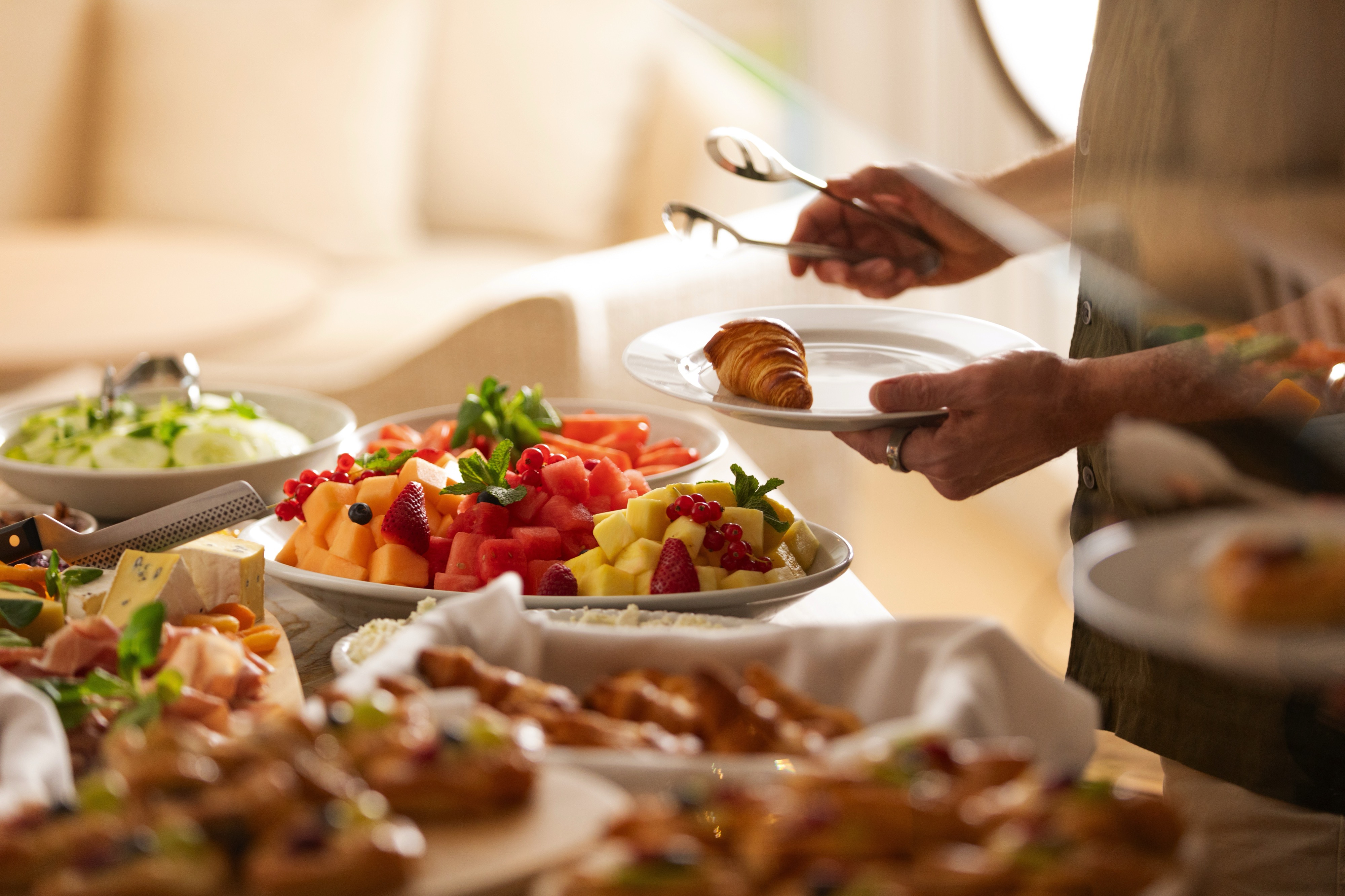 APT Solara - Annie's Table